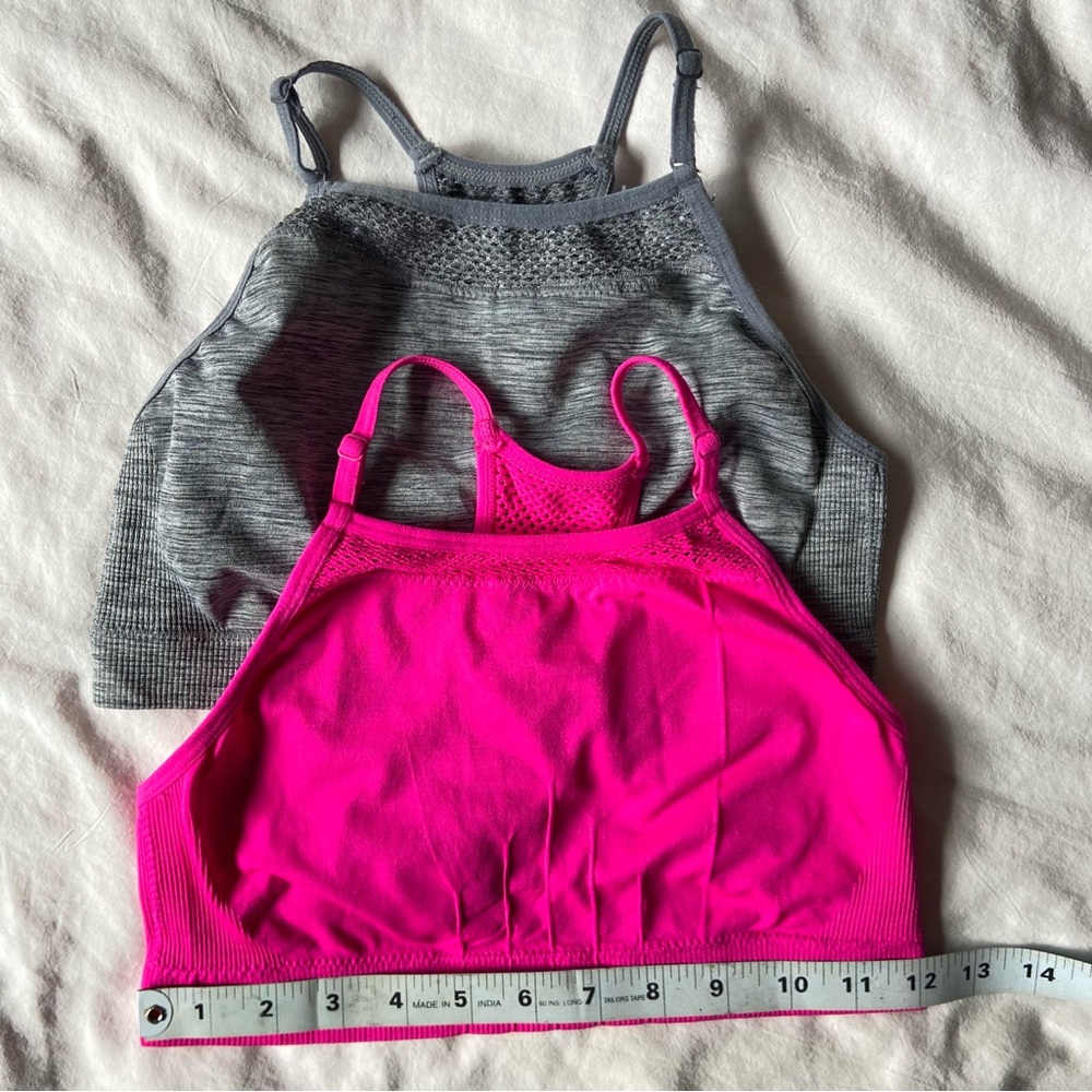 Girls sports/ casual bra tops bundle size Large. One pink/one gray. EUC